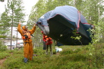 В отсутствие воздушного шара можно запустить и палаткуАвтор: KatyaK29.07.2005 12:18:23