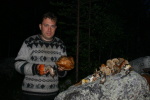 Андрей с грибами на НольозереАвтор: KatyaK02.08.2005 0:29:00